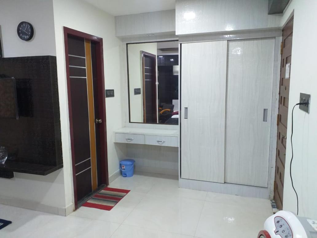 Grand Meridian Vinnamangalam Buitenkant foto