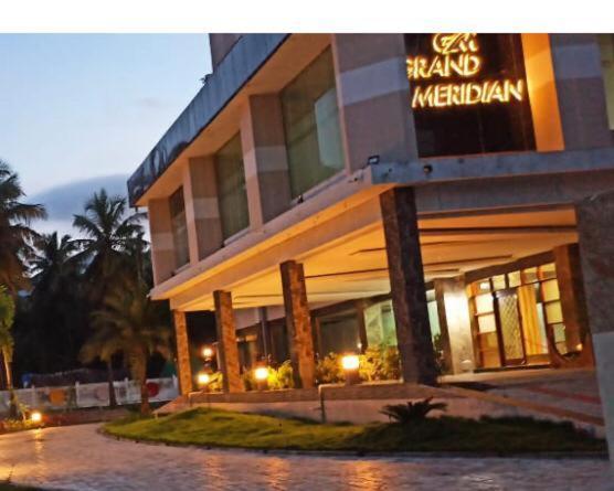 Grand Meridian Vinnamangalam Buitenkant foto